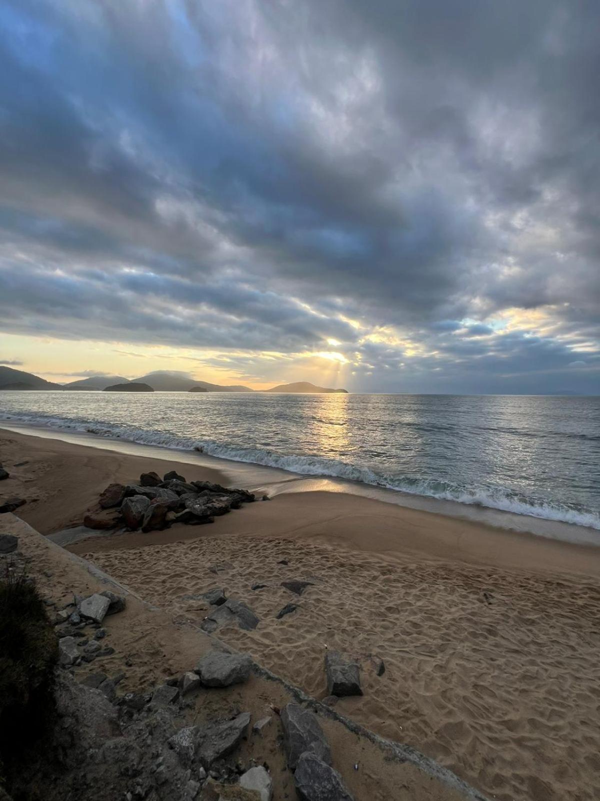 Paraiso Do Alexandre Para 15 Hospedes Caraguatatuba Ngoại thất bức ảnh