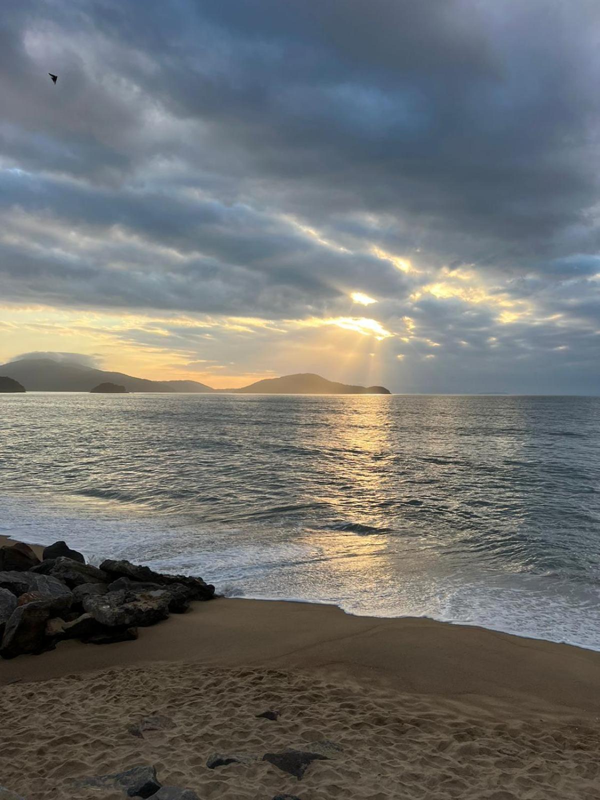 Paraiso Do Alexandre Para 15 Hospedes Caraguatatuba Ngoại thất bức ảnh